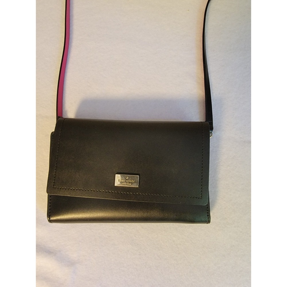 Kate Spade Winni Black Magenta Leather Crossbody Mini‎ Bag Wallet Purse